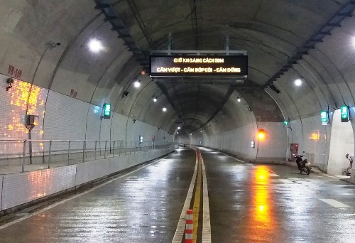 ben-trong-ham-Cu-Mong-9288-1547545164