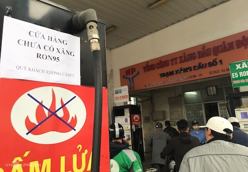 xang-RON-95-du-ng-ban2-JPG-9044-1553586482