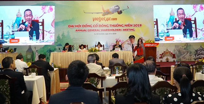 dai_hoi_co_dong_vietjet_tien_phong_rlan