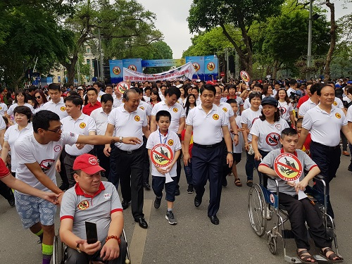 47040006404-79a32b73ef-o-7081-1557632405