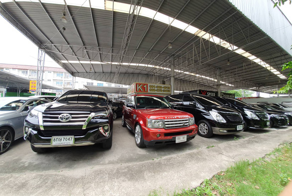 xe2-15687853811891142270864