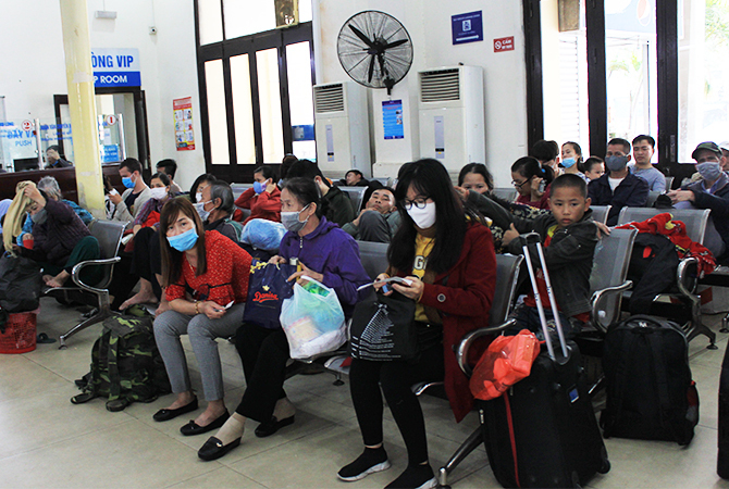 hanh-khach-2-9934-1581699167