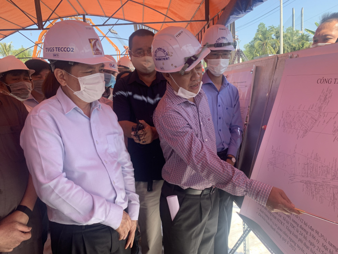 72C157B2-8CE1-4B1B-8436-CF53B23E6D96.