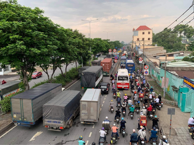 635A8410-1E0B-4DD3-9A30-0B001B0F46B0.