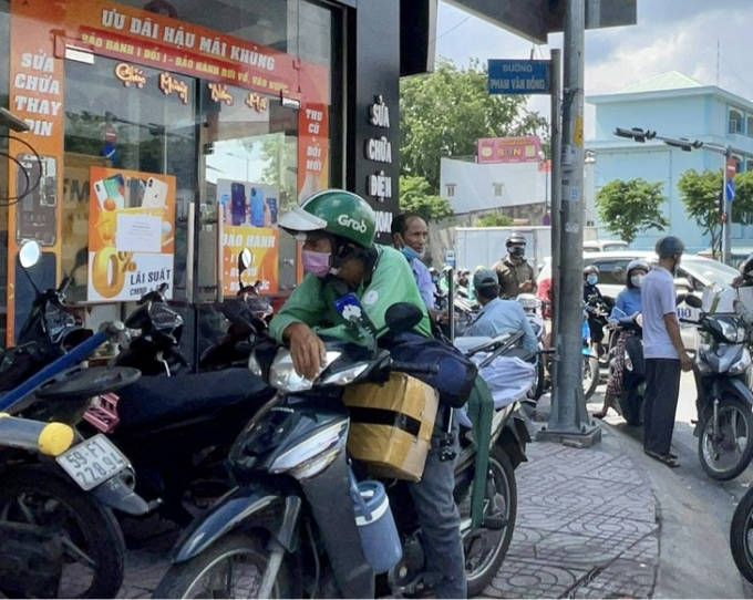 0B9FA26A-D683-455D-8B5D-77CB2F9778AD.