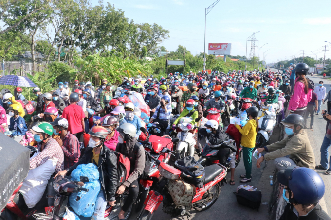 545F8DCA-4D48-4E6E-9933-66AB86073AD1.