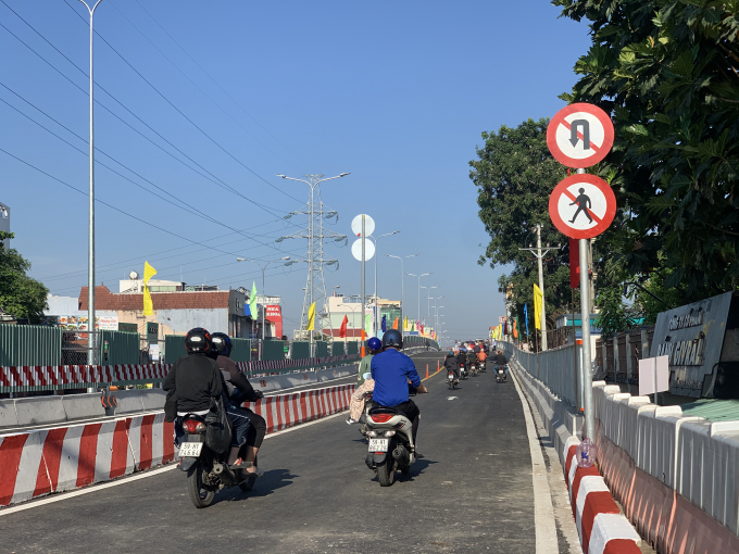 22F69A8A-8F3A-47A3-A1F6-9823645A1AF2.