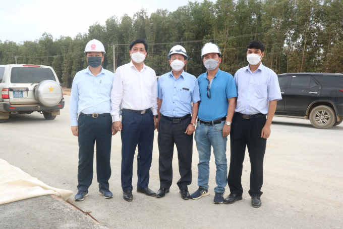 F35978F4-E483-454F-BC23-D363C2D08471.