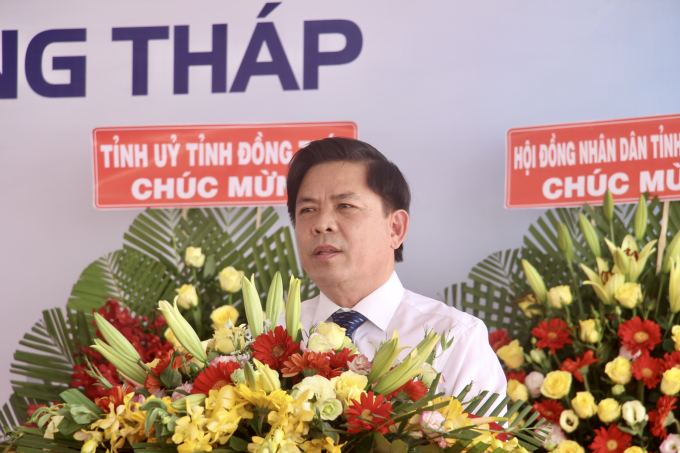 B7383276-2D3D-4519-AC86-639E79474E18.