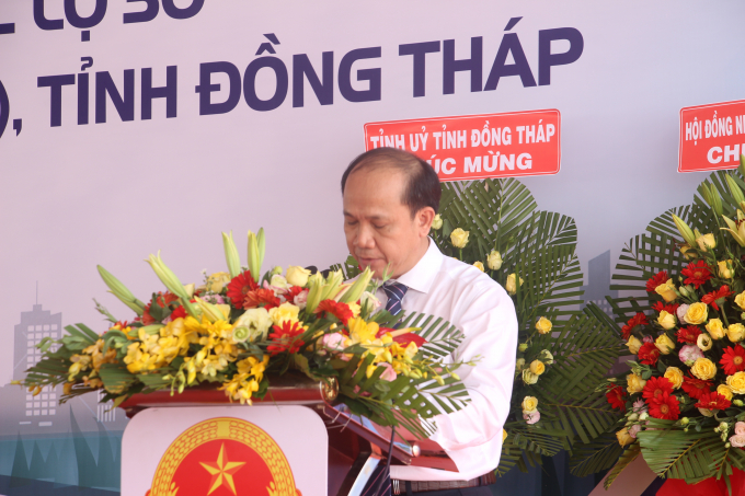 FBAF2C1E-6A15-454F-A83F-8554EFBAD4D4.