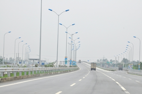 vec-om1330537743_anh-11