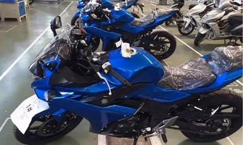 suzuki-gsx-r250-2016-xuat-xuong-tai-trung-quoc-2