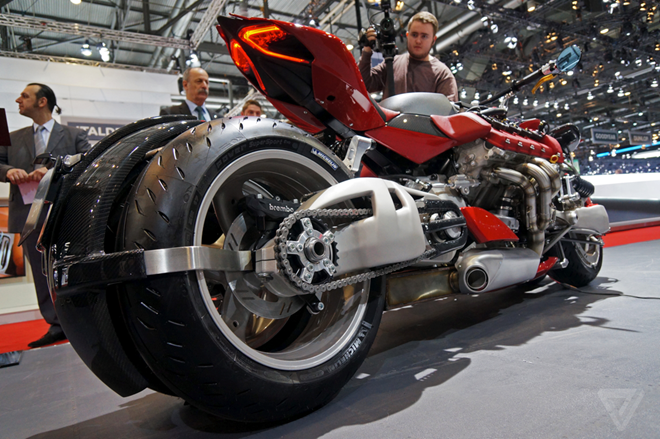 lazarethlm8470302_0806vladsavov10