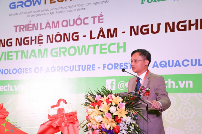 1. Ong Pham Duc Nghiem phat bieu khai mac Growtech