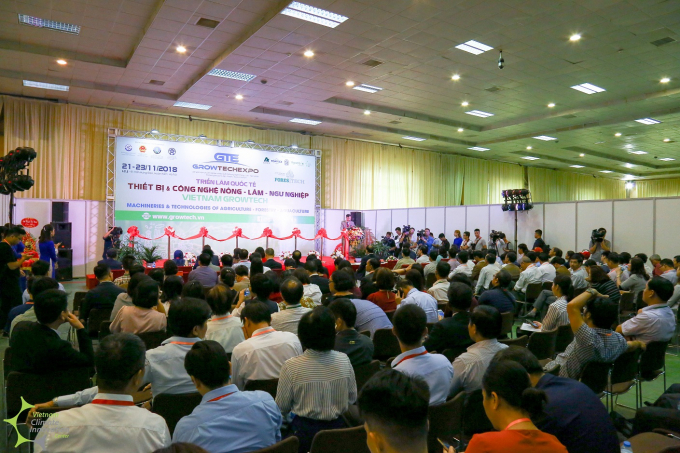 3. Toan canh buoi le khai mac Growtech (1)