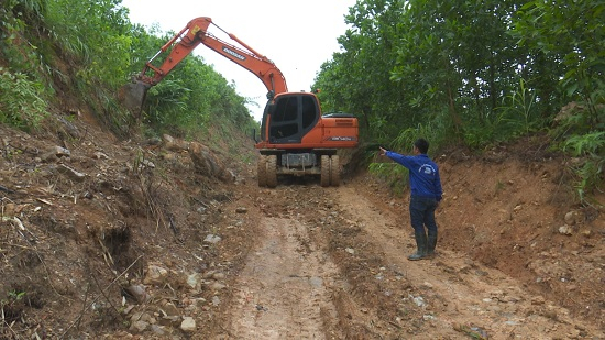 827_8458_MXF_Still001