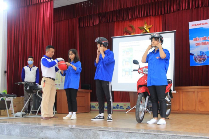 1911405_dvtn_tren_dia_ban_phuong_mao_khe_tx_dong_t