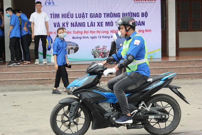 1911884_img_7211_1_12485010