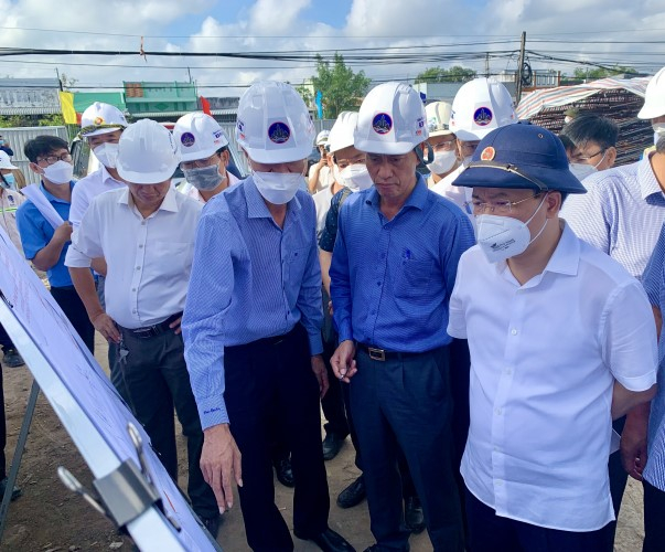 2e2ba25f-d915-45ef-a165-75e861d709ab-2309