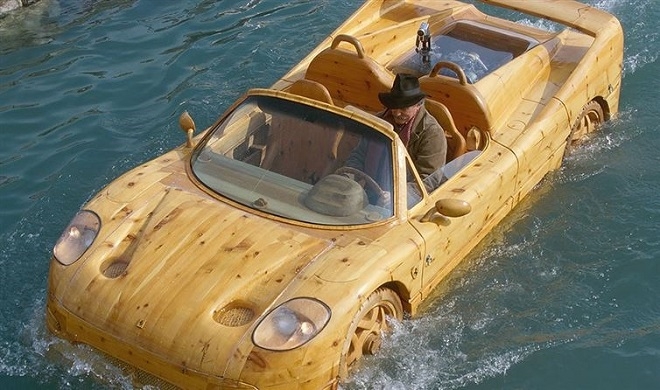 2852015Wooden_Ferrari_F50_1