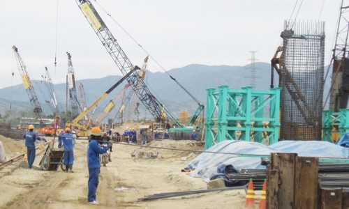 vovgiaothong_day_nhanh_tien_do_cao_toc_da_nang_qua