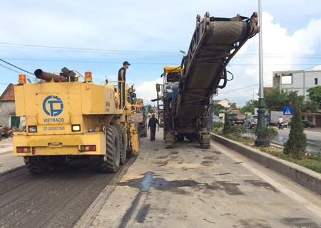 tham-lai-duong-han-lun-bang-nhua-polimer