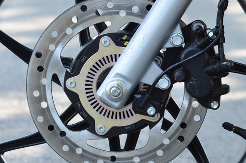 piaggio-liberty-abs-don-dau-cong-nghe-tai-viet-nam-2