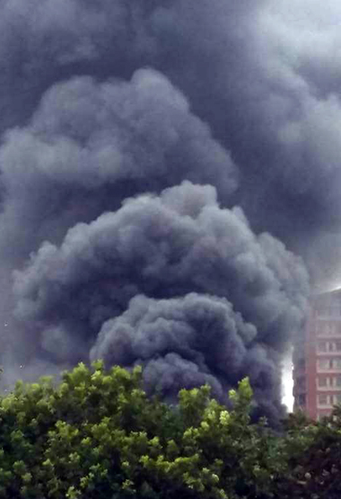 chay-gara-oto-sat-cho-tieu-thuong-thao-chay