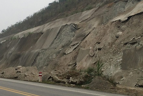 sat-lo-mai-taluytren-cao-toc-noi-bai-lao-cai