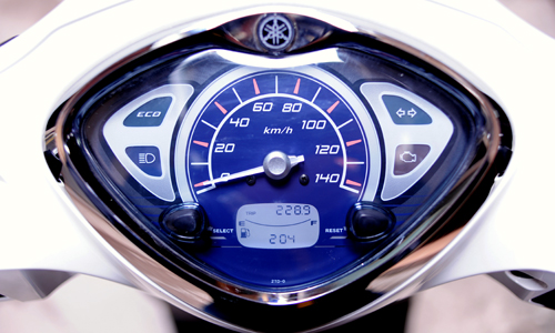 yamaha-acruzo-tieu-thu-xang-the-nao-1