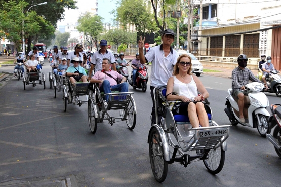 f1206dbb4cd330d8691c3bde012196ee_704