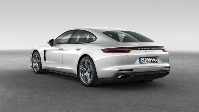 PorschePanamera4EHybrid6