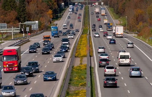 autobahn-1-8428-1476085276