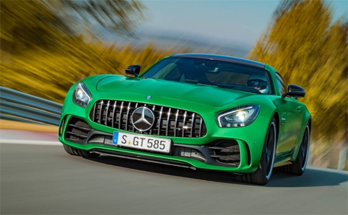 mercedes-amg-gt-r-2-7931-1491547120