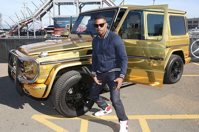 jamie-foxx-khoe-bugatti-ma-vang-gia-hon-40-ty-hinh