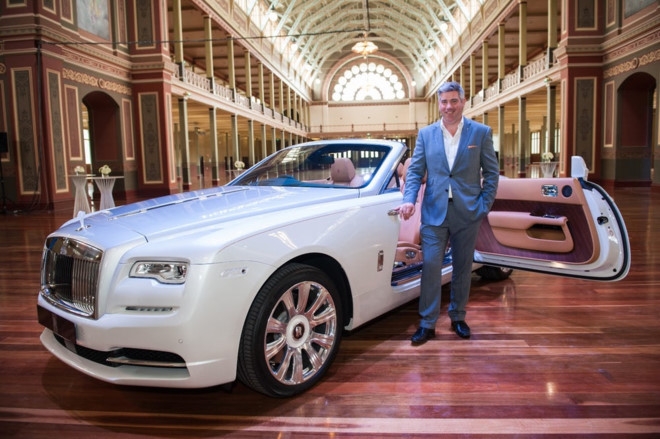 rollsroycedawnlaunch49.