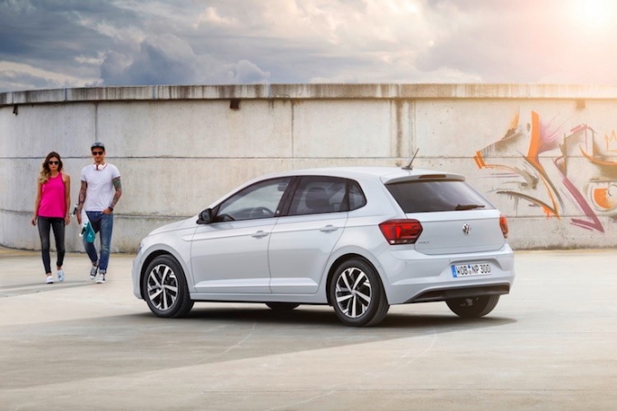 volkswagen-polo-2018-moi-chot-gia-chi-326-trieu-do