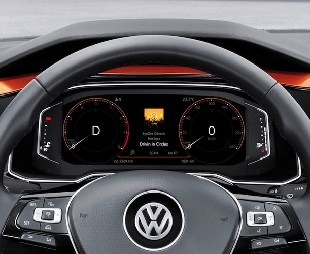 volkswagen-polo-2018-moi-chot-gia-chi-326-trieu-do