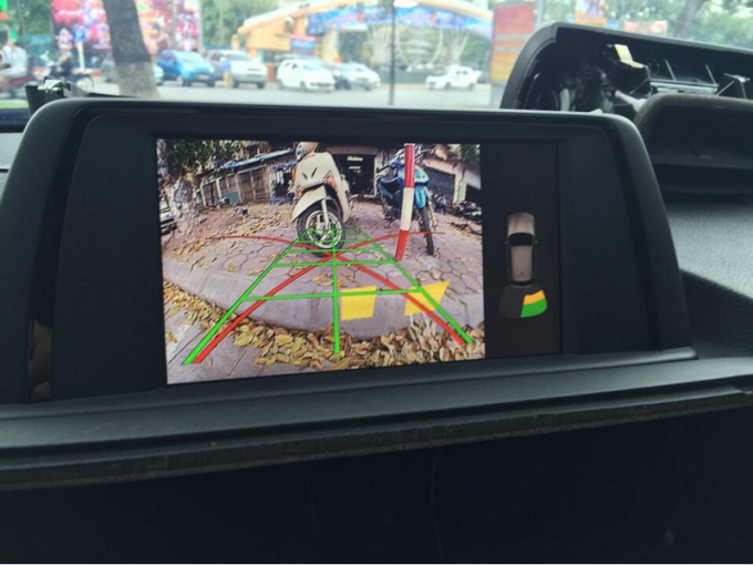 camera-lui-cho-xe-ot-5615