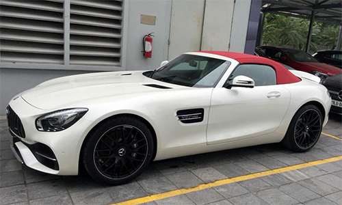 AMG-GT-Roadster-top-5016-1512966335