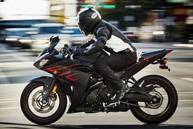 yamaha-r3-2018-2
