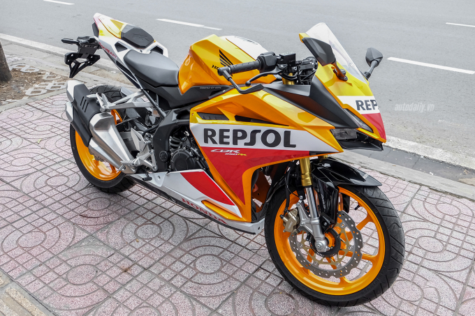 honda-cbr250rr-1