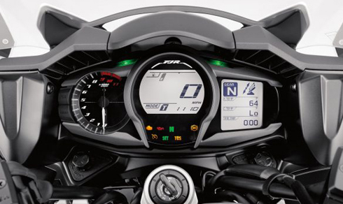 yamaha-fjr1300-5-584x389-7389-1519190714
