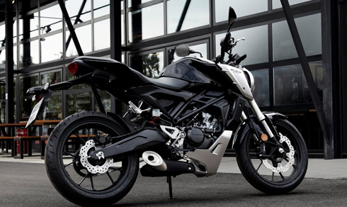 2018-honda-cb125r-2-800x0w-4249-1526170258