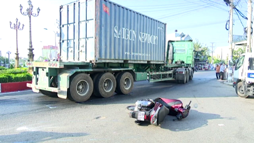 container-cua-banxeh-de61.png4