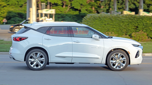 2019-chevrolet-blazer-premier-2541-1268-1531297598