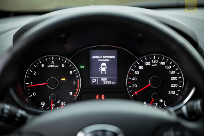 vong-tua-may-xe-oto--28a6