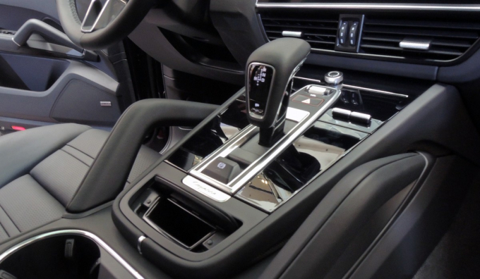 Cayenne-6-1538412933_r_680x0