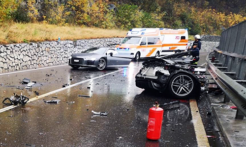 audi-r8-massive-crash-BAI-8474-1540862333