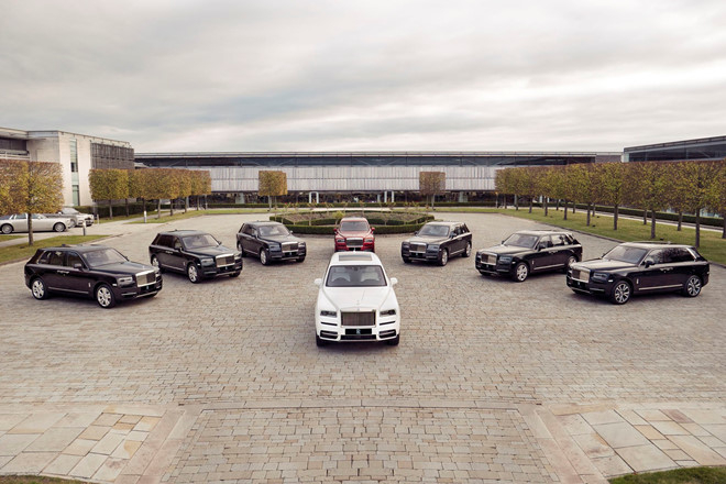 ad3ebfecfirstrollsroycecullinandelivery